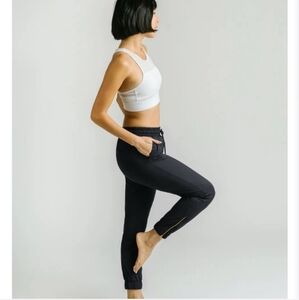 Zyia Black Everywhere Zipper Jogger Size Small